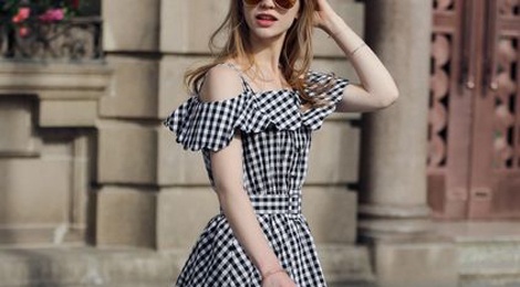 Cap nhat ngay xu huong soc ca ro vao tu quan ao hinh anh