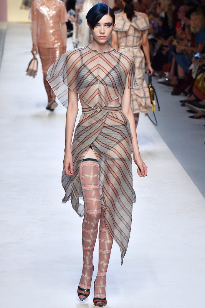 thoi trang xuyen thau anh 9