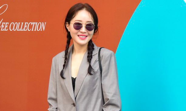 Sao nu Han me man suit quyen luc tai Tuan le Thoi trang Seoul 2018 hinh anh