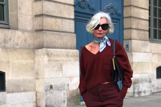 3 fashionista toa sang bat chap toc bac, da moi hinh anh