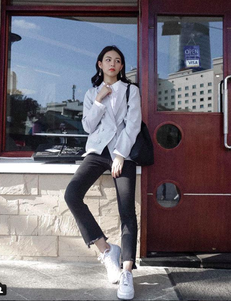 xu huong quan jeans ong suong anh 6