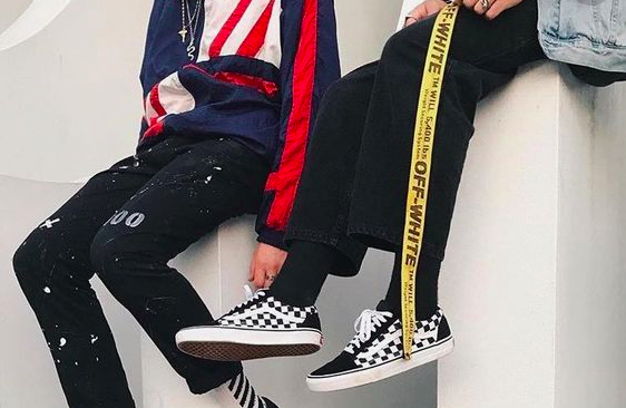 4 mon do lam nen thoi trang the thao nam gioi nam nay hinh anh