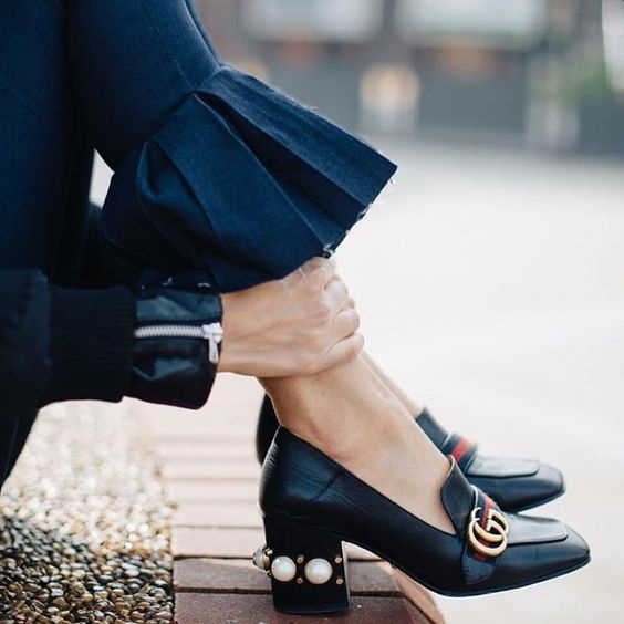 Bi quyet mang giay cao got khong dau chan cho phai dep hinh anh