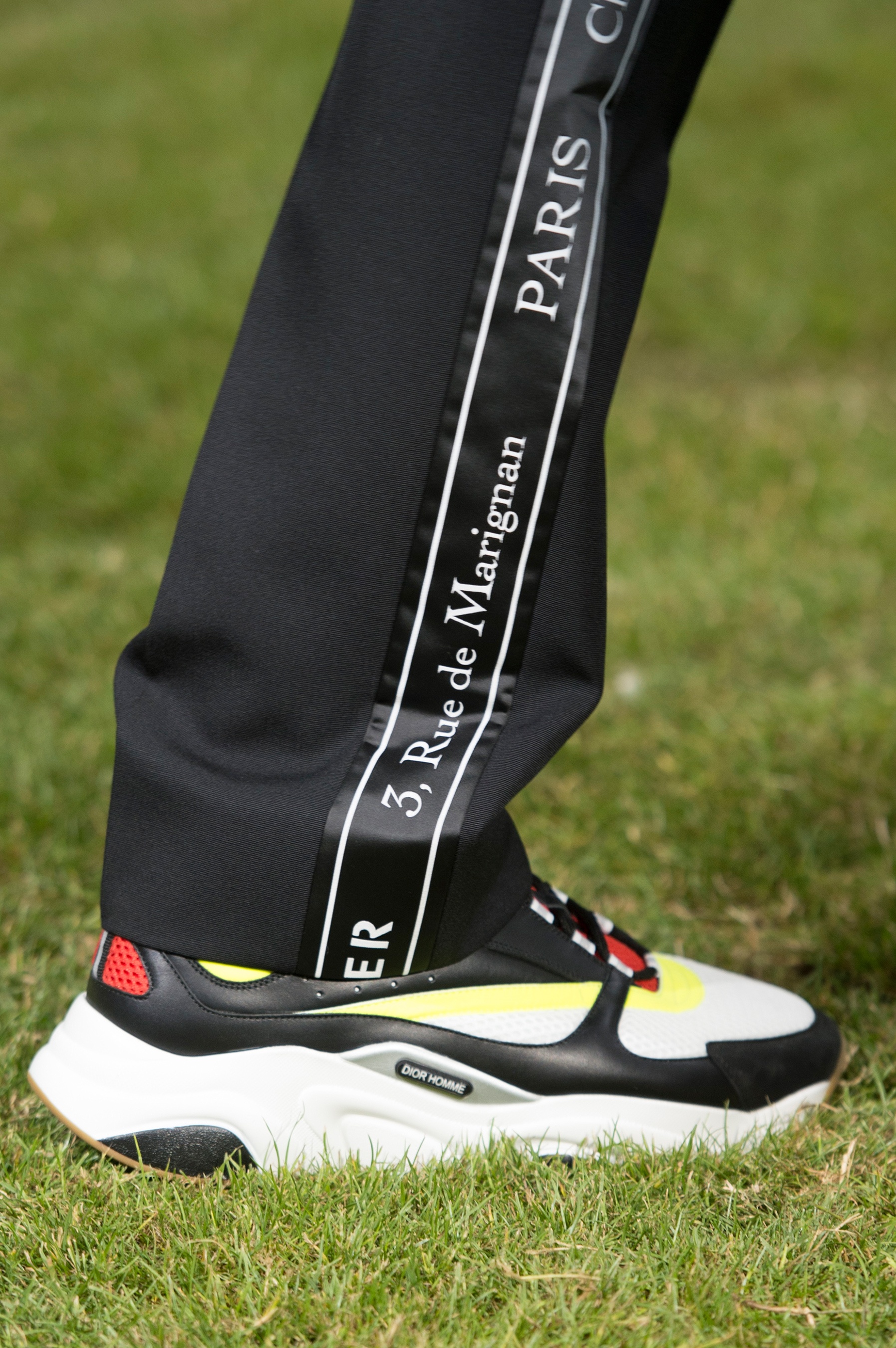 ao thun in logo anh 9