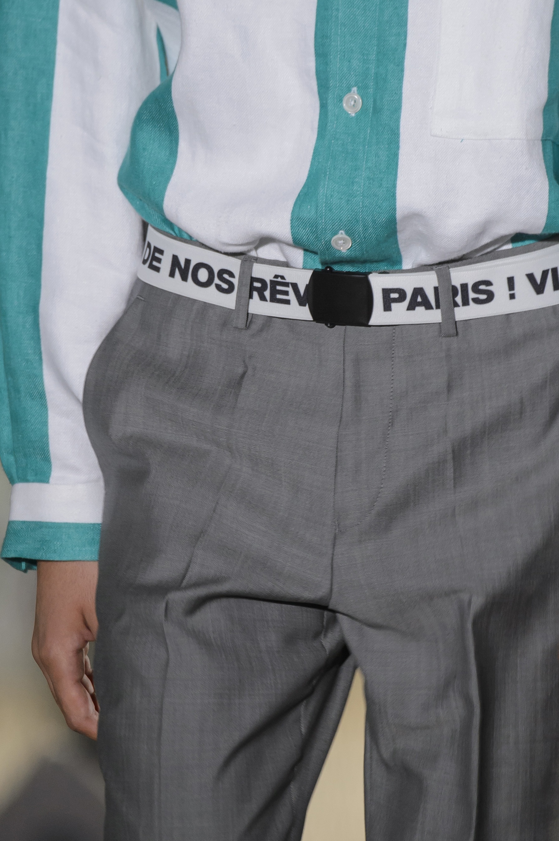 ao thun in logo anh 3