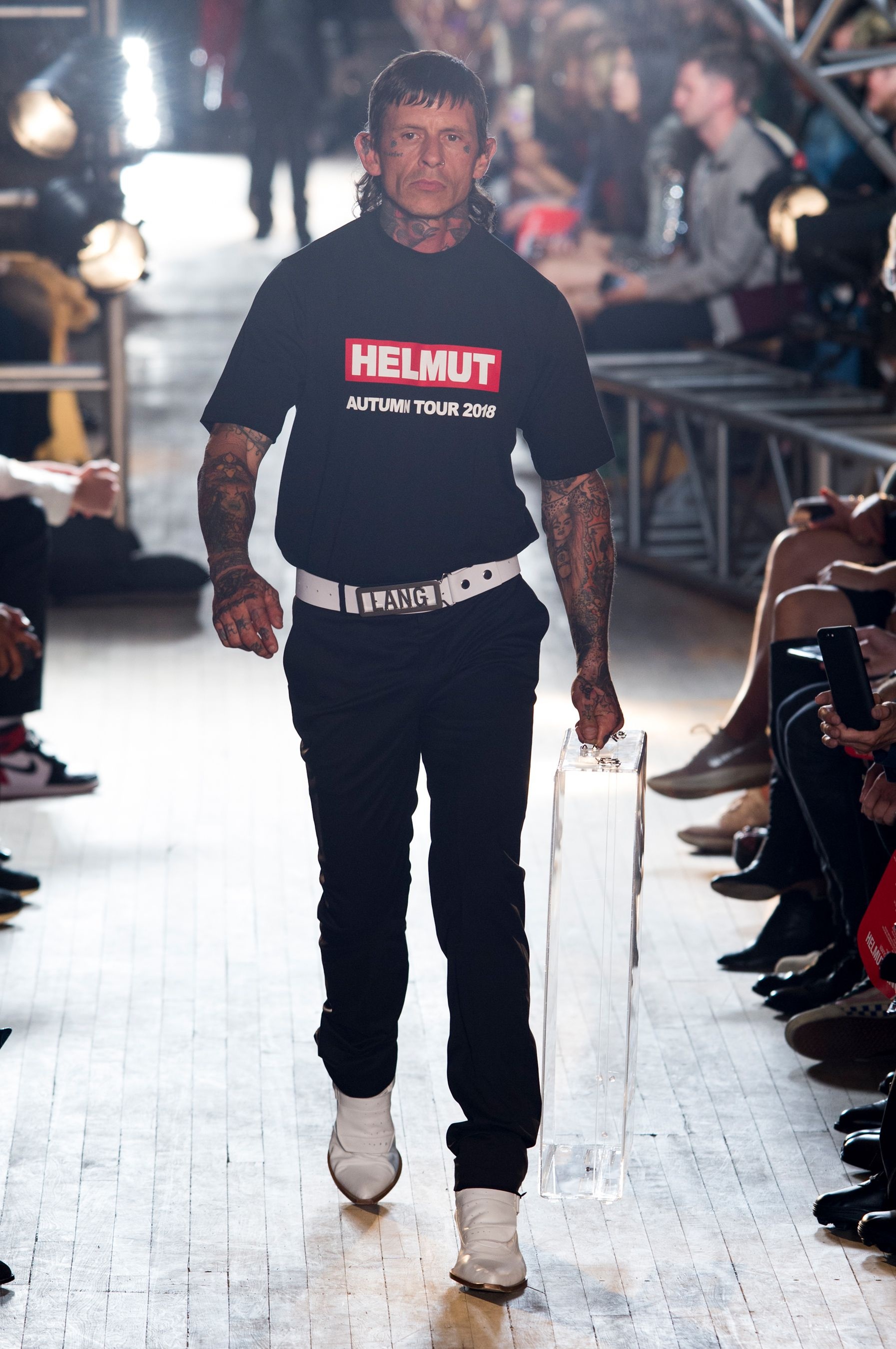 ao thun in logo anh 4