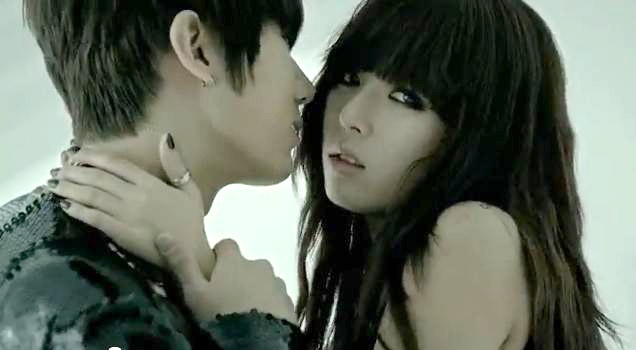 HyunA va Hyun Seung tiep tuc 'gay roi' hinh anh