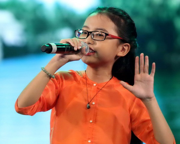Phuong My Chi dang so hai truoc suc ep ngay cang khung khiep hinh anh
