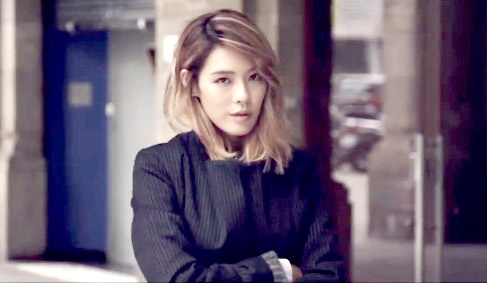 Kahi tung ca khuc do ca si qua doi tuoi 25 sang tac hinh anh