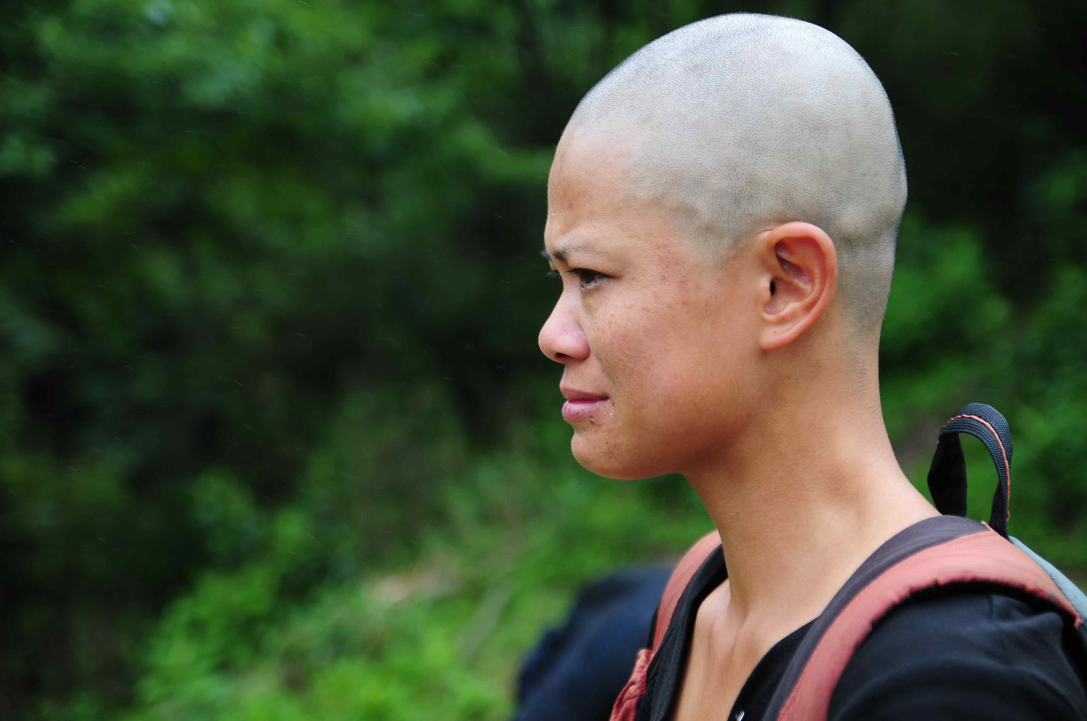 Linh Chi: 'Toi muon chay tron vi no qua be bang' hinh anh