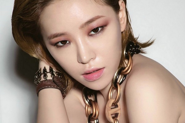 Ga In chia se ve canh nong trong MV hinh anh