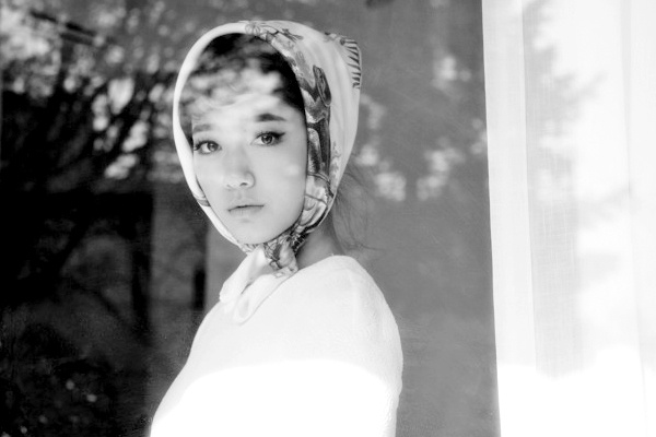 Park Shin Hye quyen ru voi hinh anh vintage hinh anh