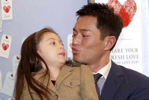 Co Thien Lac xay 61 truong hoc cho tre em ngheo hinh anh