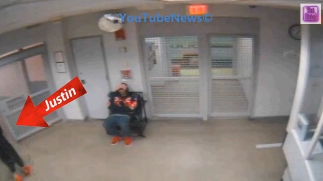 Hinh anh Justin Bieber lay mau nuoc tieu tai so canh sat hinh anh