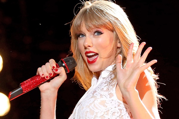 Taylor Swift kiem tien gioi nhat lang nhac 2013 hinh anh
