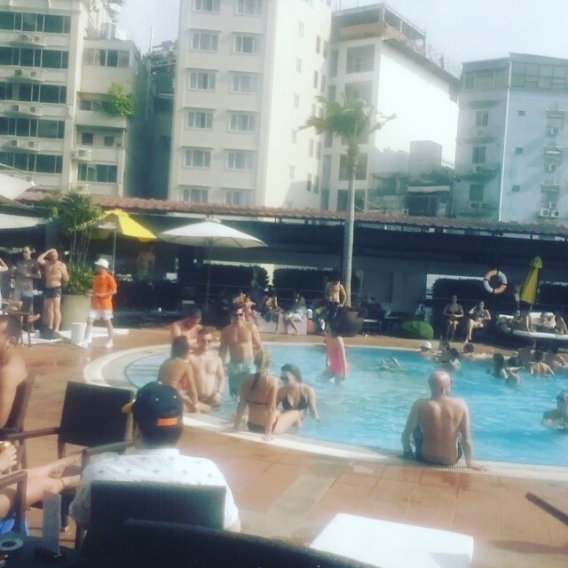 Jun.K (2PM) dang clip tai be boi o Sai Gon hinh anh