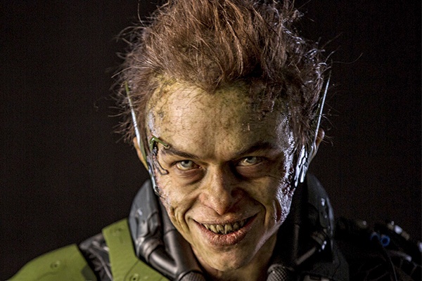 Lo dien ke thu cua Nguoi nhen trong phan moi hinh anh