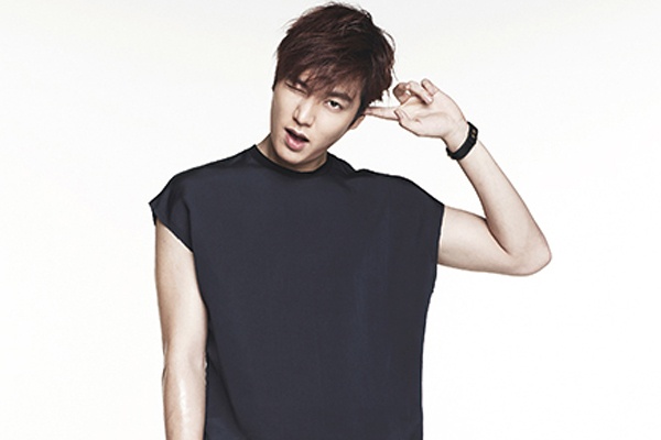 Ngam Lee Min Ho mac quan nhu vay hinh anh