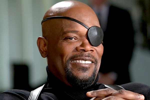 Samuel L. Jackson hoc loi thoai bang mot mat hinh anh