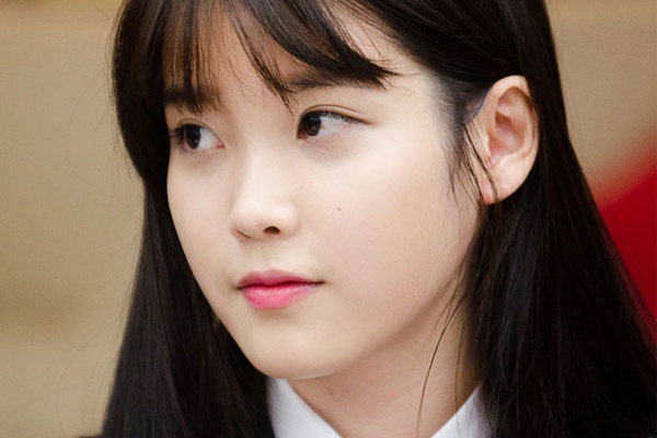 Sao Han chia se voi tham hoa chim tau cua Han Quoc hinh anh