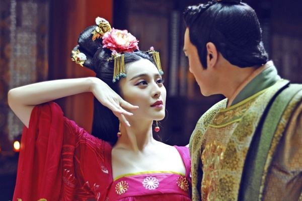 Pham Bang Bang quyen ru trong dieu mua me hon hinh anh