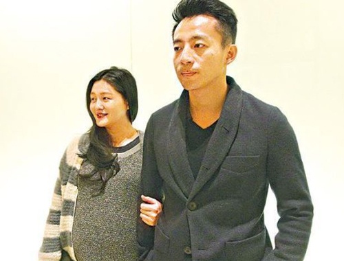 Tu Hy Vien sinh con gai dau long hinh anh