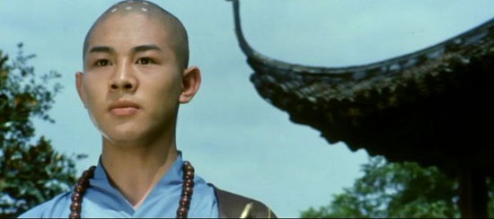 Mới 17 tuổi, Lý Liên Kiệt đã được giao vai chính trong phim Thiếu Lâm Tự. Ảnh: CqNews.