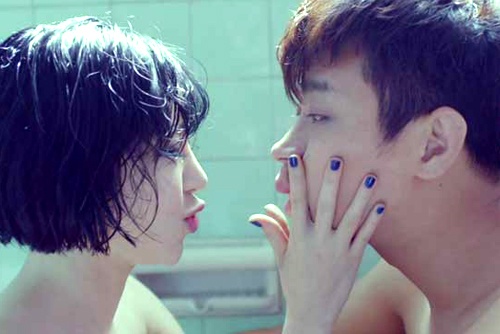 Ga In thua nhan hen ho 'thai tu Shin' hinh anh
