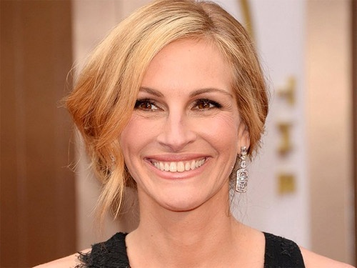 Nụ cười đắt tiền của Julia Roberts
