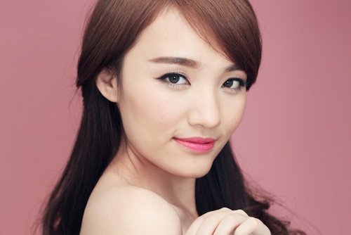 Nhung sao Viet vuong lum xum vi chuyen mua ban binh chon hinh anh