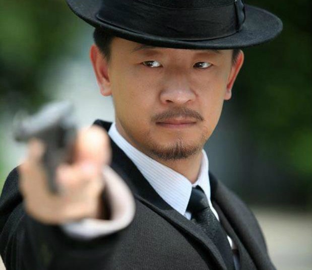 Sao 'Tan Ben Thuong Hai' bi bat vi mua dam hinh anh