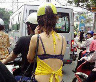 Loi thoi trang khien chi em mat diem voi nam gioi hinh anh