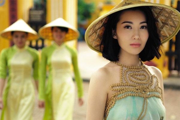 Chi dau Chuong Tu Di khoe sac o Viet Nam hinh anh