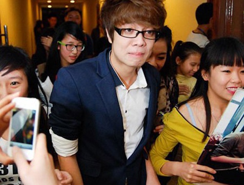 Nguoi ham mo Viet va hanh dong dang so khong kem fan Kpop hinh anh