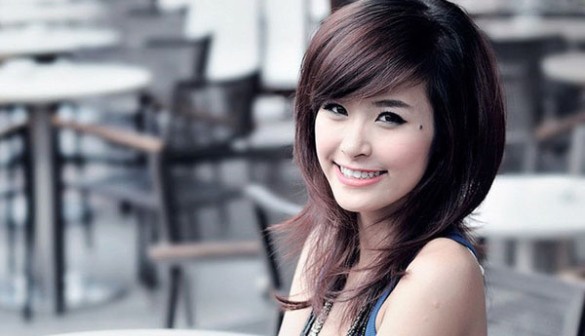 Dong Nhi bi cuong hon hinh anh