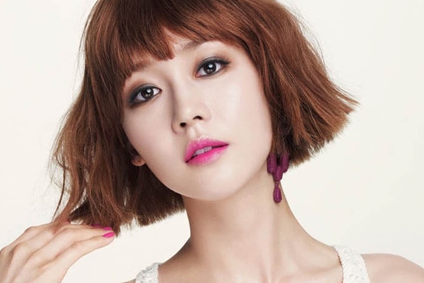 'Bup be' Sung Yuri vuong tin don hen ho golf thu hinh anh