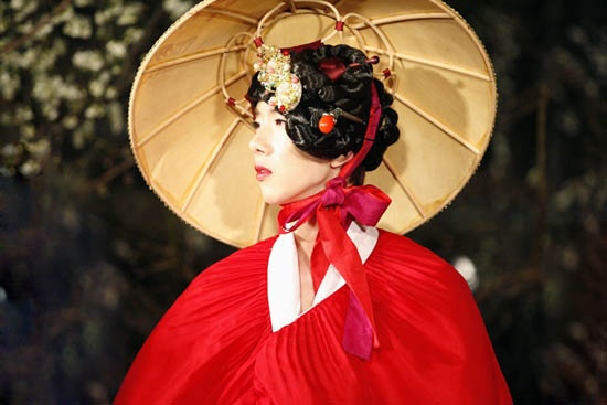 Nhung hinh anh gia gai gay sot cua Jo Kwon (2AM) hinh anh