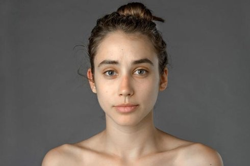 Tấm ảnh gốc của gốc của Esther Honig chưa qua chỉnh sửa photoshop.