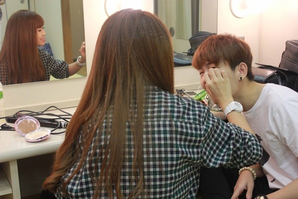 Khởi My cũng rất quan tâm đến 