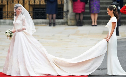 Áo cưới của Kate Middleton đẹp đến mức khiến người khác say mê