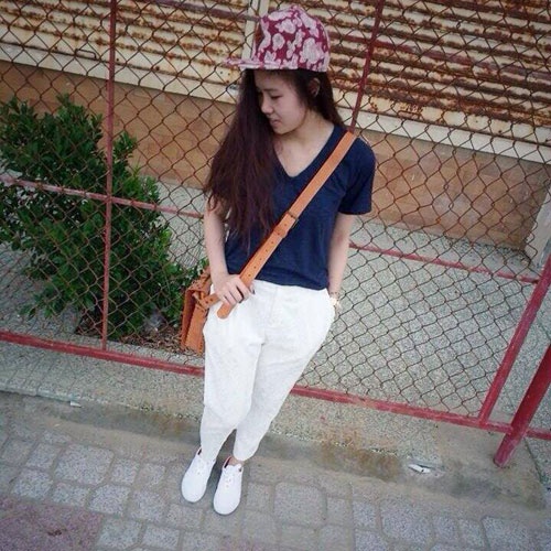 Quần baggy mang phong cách menswear cá tính.