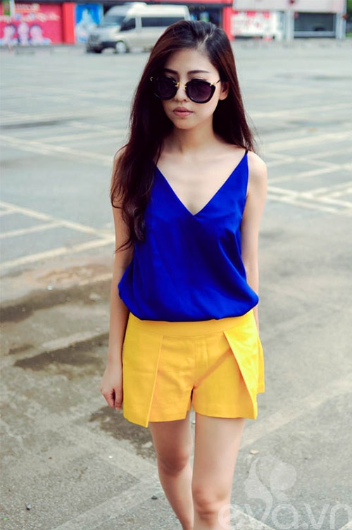 Nó được dành cho những cô nàng có thân hình mảnh mai.