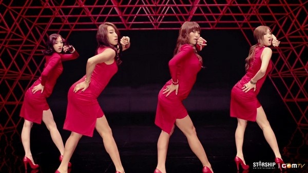 Alone - Sistar hinh anh