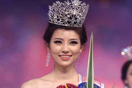 Hoa hau Han Quoc 2014 bi fan Hoa ngu nghi dao keo hinh anh