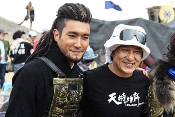 Choi Siwon la lam voi tao hinh trong phim Thanh Long hinh anh