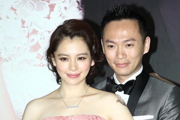 Sao Hoa ngu ron rang du dam cuoi Tu Nhuoc Tuyen hinh anh