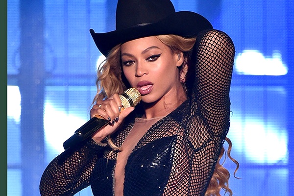 Beyonce bi che 're tien' vi hat trong phim 18+ hinh anh