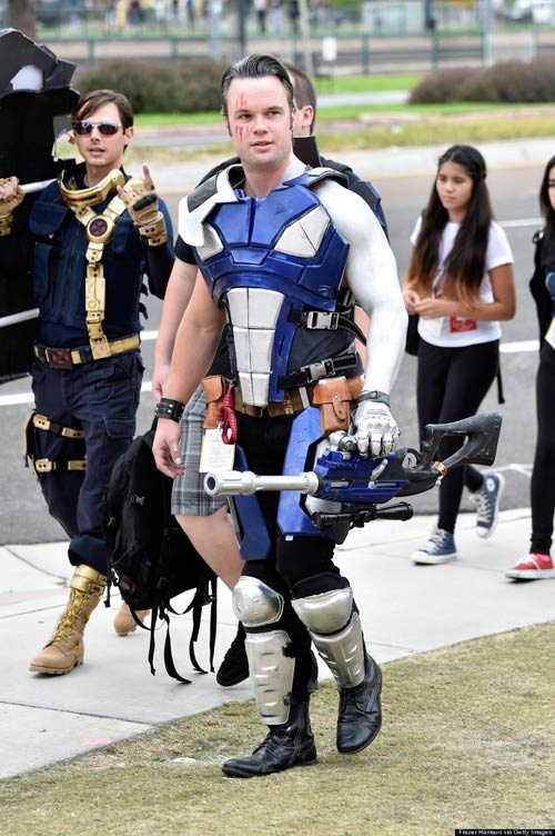 Đủ tất cả các thể loại trang phục trong các phim khoa học viễn tưởng và truyện tranh đều được phô diễn.