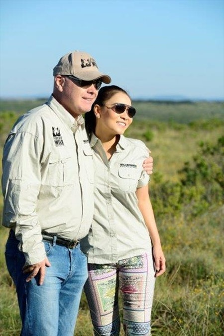 Trước khi nhận được lời mời từ Hoàng gia Anh, Thu Minh phải trải qua nhiều đợt đánh giá, kiểm tra lý lịch.