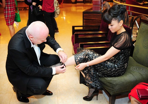 Thu Minh không nghĩ sẽ cạnh tranh nổi với Lý Nhã Kỳ.